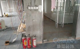走進建活貿易裝修現(xiàn)場 細節(jié)決定品質_康藍裝飾